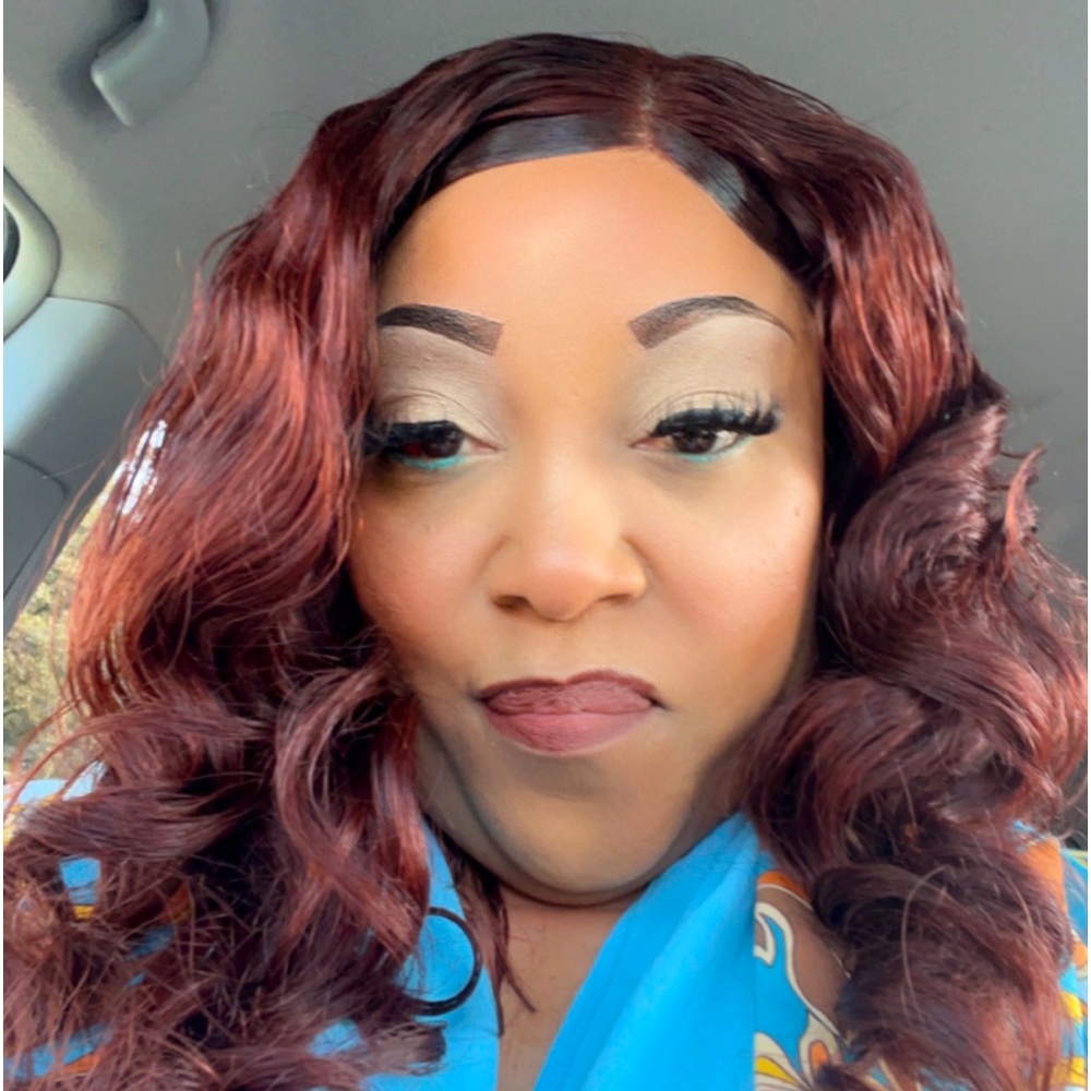 Meet your Posher, Shula